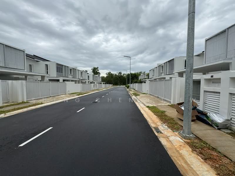 Rumah Berkembar untuk Dijual di Bandar Seri Alam (Masai) - Sheng Cheng Tiew - Exterior - PropertyGuru.com.my