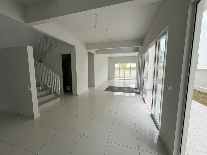 Rumah Berkembar untuk Dijual di Bandar Seri Alam (Masai) - Sheng Cheng Tiew - Living Room - PropertyGuru.com.my