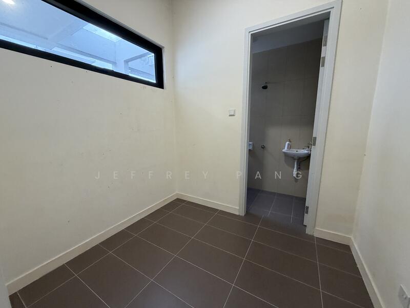 Twin Palms @ Sungai Long untuk Untuk Dijual - RM 2,180,000, Apr 2026 - Bathroom - PropertyGuru.com.my