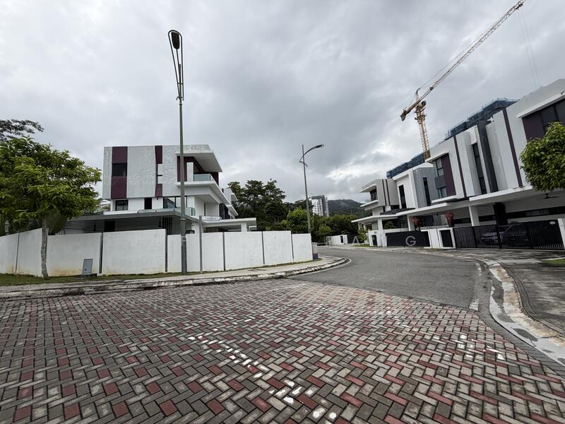 Twin Palms @ Sungai Long untuk Untuk Dijual - RM 2,180,000, Apr 2026 - Exterior - PropertyGuru.com.my