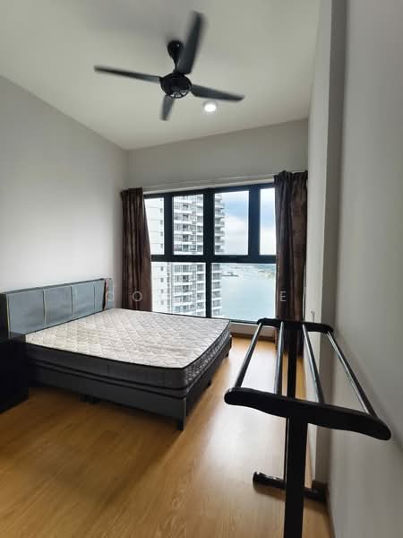 Condominium for Rent at Bay Point @ Country Garden Danga Bay - Coco Lee - Bedroom - PropertyGuru.com.my