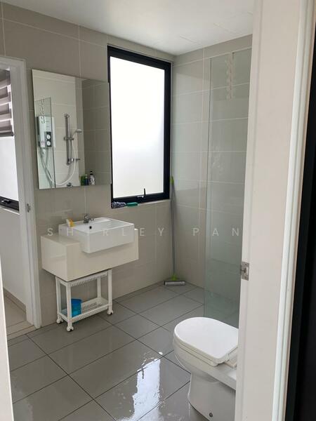2-storey Terraced House for Sale in Sunway Iskandar (Iskandar Puteri (Nusajaya)) - Shirley Pang - Bathroom - PropertyGuru.com.my