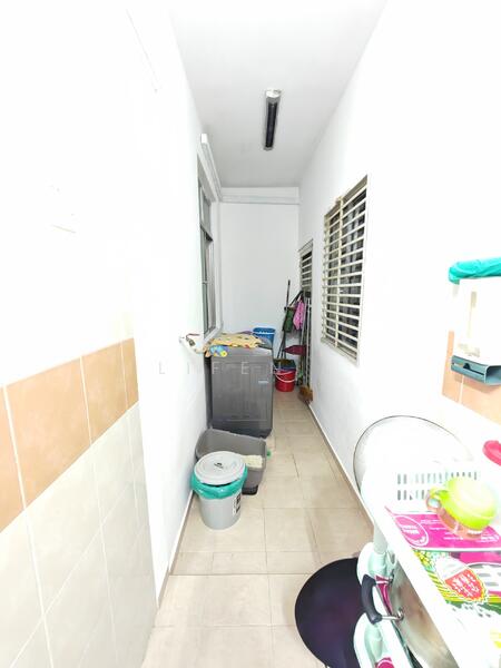 Rumah Teres 2 Tingkat untuk Dijual di Ulu Tiram (Johor) - Lifen . - Corridor - PropertyGuru.com.my