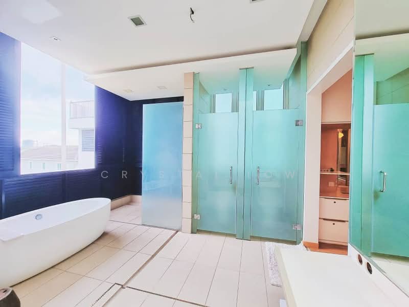 Bungalow for Sale in Perdana Lakeview East (Cyberjaya) - Crystal Low - Bathroom - PropertyGuru.com.my
