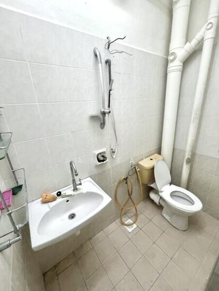 Apartment for Sale at Asia Heights - Jan Tan - Bathroom - PropertyGuru.com.my