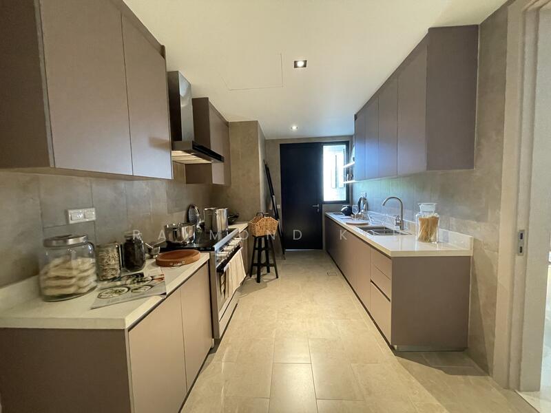 Residensi Ampang Tengah 6 (AT 6) untuk Untuk Dijual - RM 5,099,000, Mac 2026 - Kitchen - PropertyGuru.com.my