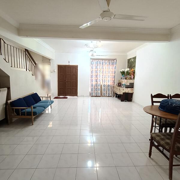 Taman Segar Perdana untuk Untuk Dijual - RM 1,000,000, Mac 2026 - Living Room - PropertyGuru.com.my