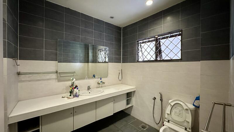 Bungalow for Sale in Bangsar (Kuala Lumpur) - Anna H - Bathroom - PropertyGuru.com.my