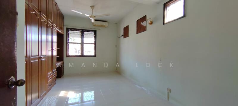 Terraced House for Sale in Bandar Kinrara Seksyen 1 (Bandar Kinrara) - Amanda Lock - Bedroom - PropertyGuru.com.my