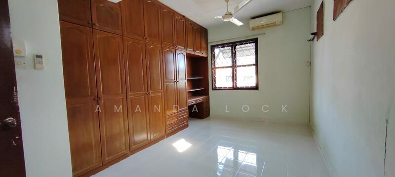 Terraced House for Sale in Bandar Kinrara Seksyen 1 (Bandar Kinrara) - Amanda Lock - Bedroom - PropertyGuru.com.my