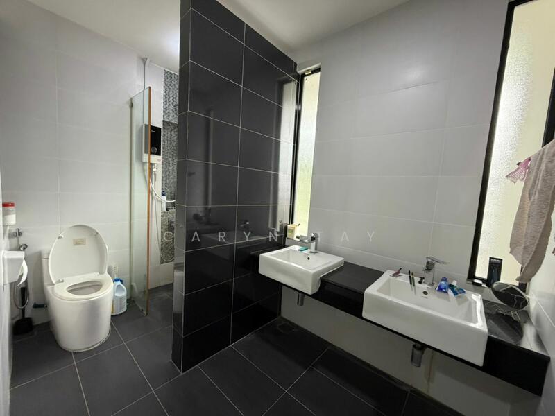 2-storey Terraced House for Sale in East Ledang (Iskandar Puteri (Nusajaya)) - Caryn Tay - Bathroom - PropertyGuru.com.my