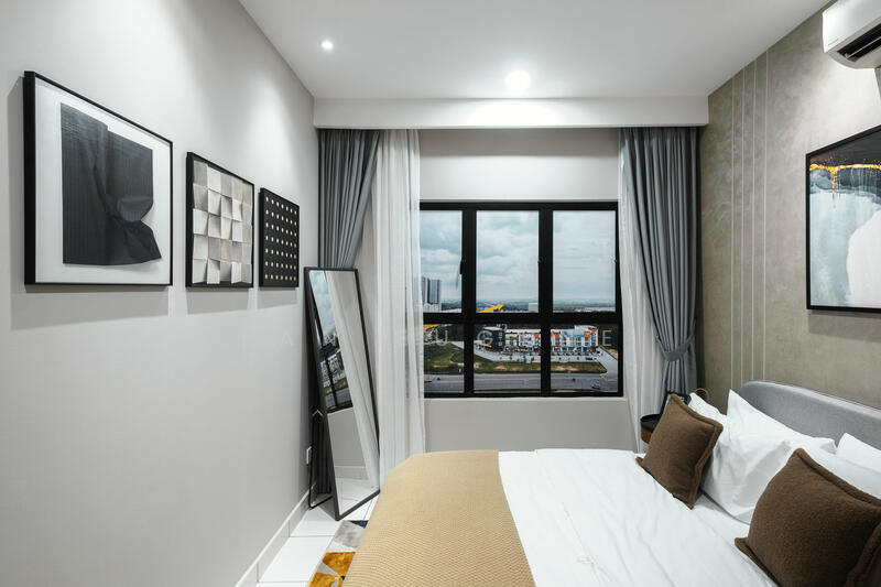 Service Residence for Sale at Serviced Residence @ Shaftsbury Putrajaya - Fan Eugene - Bedroom - PropertyGuru.com.my