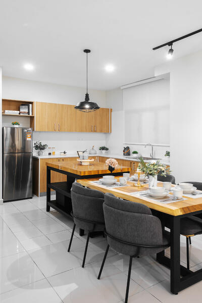 Service Residence for Sale at Serviced Residence @ Shaftsbury Putrajaya - Fan Eugene - Kitchen - PropertyGuru.com.my