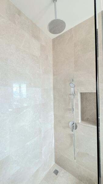 Master Bedroom Bathroom