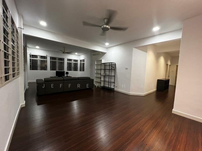 Condominium for Sale at D'Rimba - Jeffrey Cheah - Living Room - PropertyGuru.com.my