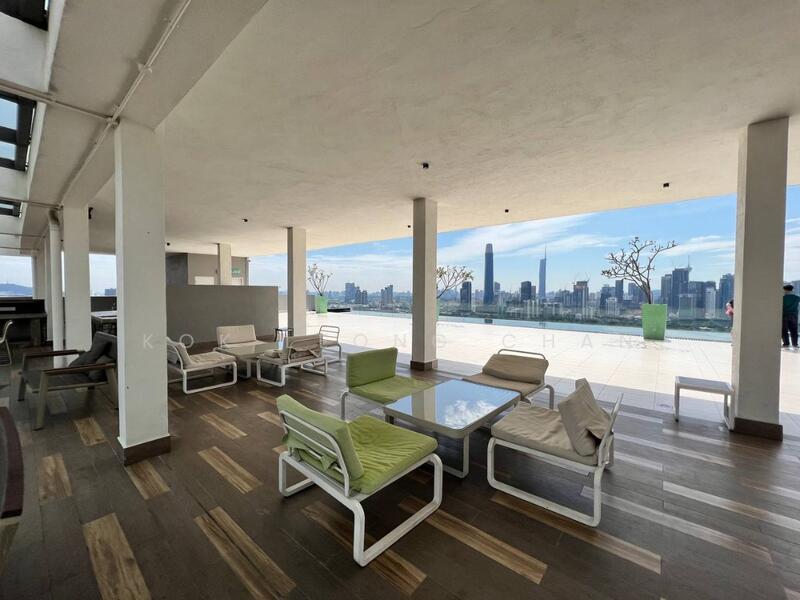 Facility Floor with KL View