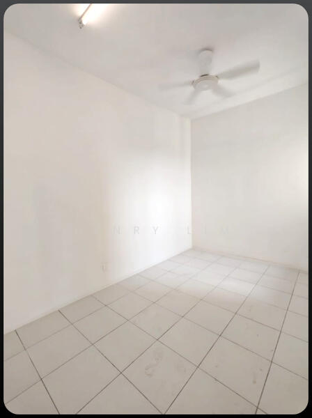 Condominium for Rent at Residensi Sateria - Henry Lim - Interior - PropertyGuru.com.my