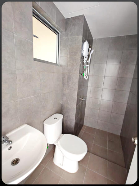 Condominium for Rent at Residensi Sateria - Henry Lim - Bathroom - PropertyGuru.com.my