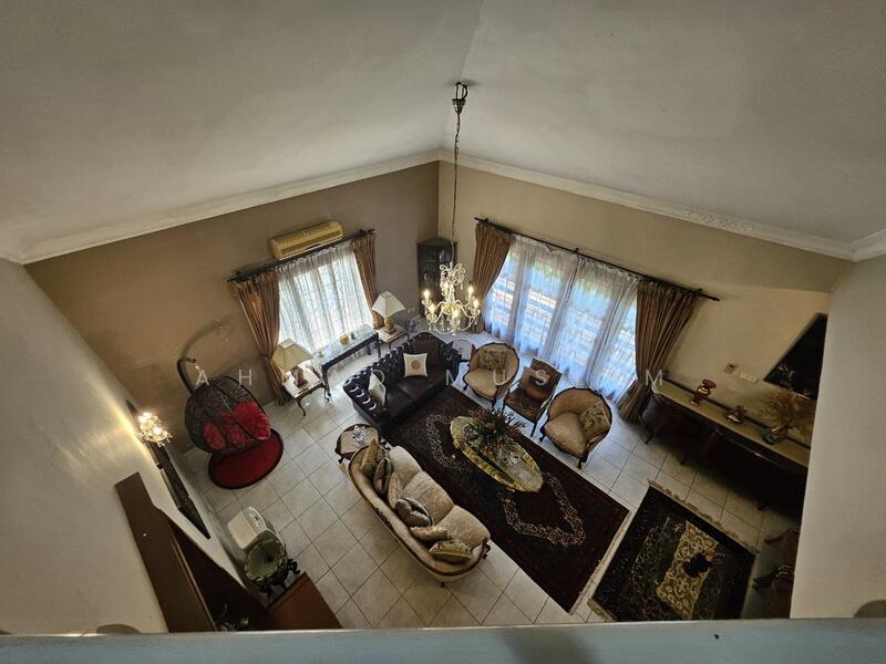 Jalan Pekaka, Seksyen 8 - 3