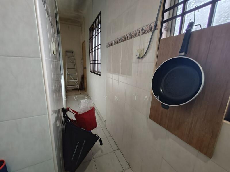 1-storey Terraced House for Sale in Skudai (Johor) - Evelyn Tan - Corridor - PropertyGuru.com.my