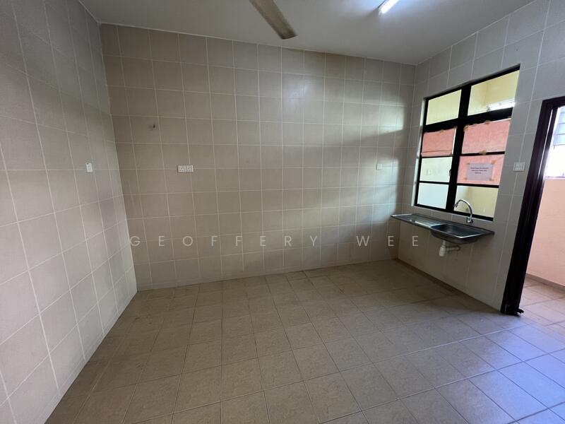 2-storey Terraced House for Sale in Taman Angsa Mas (Durian Tunggal) - Geoffery Wee - Kitchen - PropertyGuru.com.my