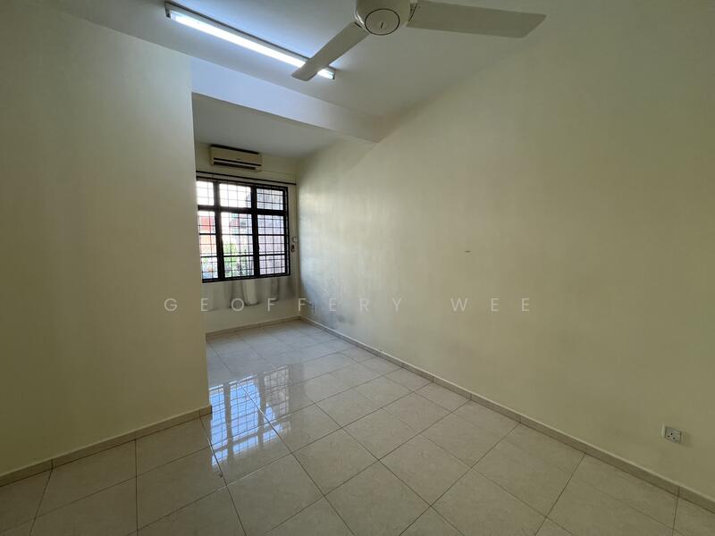 2-storey Terraced House for Sale in Taman Angsa Mas (Durian Tunggal) - Geoffery Wee - Interior - PropertyGuru.com.my