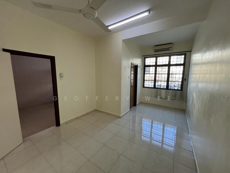 2-storey Terraced House for Sale in Taman Angsa Mas (Durian Tunggal) - Geoffery Wee - Interior - PropertyGuru.com.my