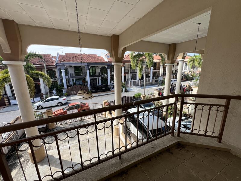 2-storey Terraced House for Sale in Taman Angsa Mas (Durian Tunggal) - Geoffery Wee - Exterior - PropertyGuru.com.my