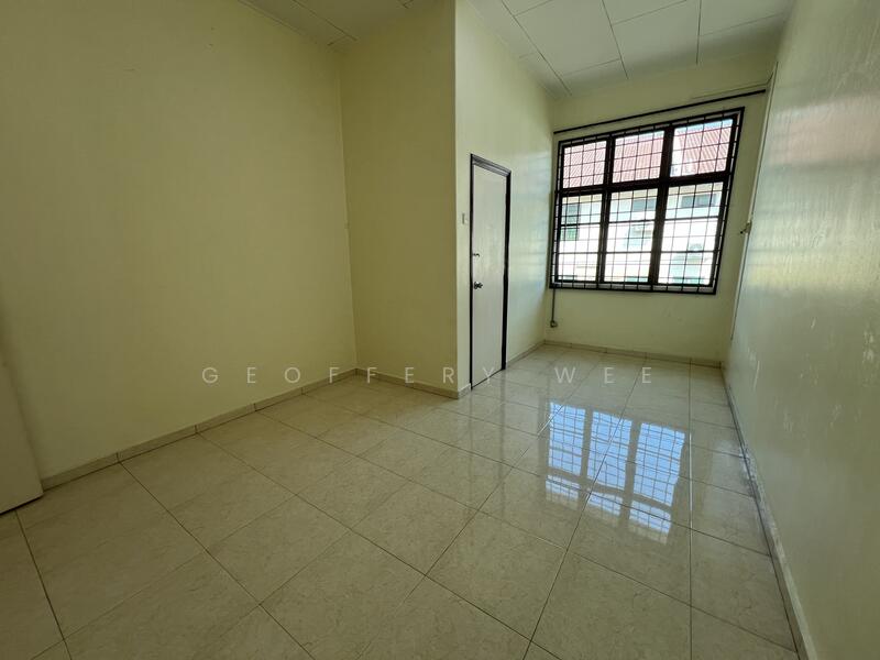 2-storey Terraced House for Sale in Taman Angsa Mas (Durian Tunggal) - Geoffery Wee - Interior - PropertyGuru.com.my