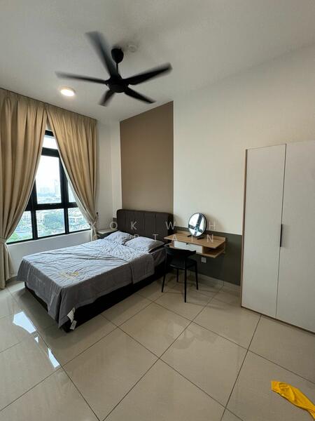 B11 Parkland Residence untuk Untuk Disewa - RM 1,800 /bulan, Mac 2026 - Bedroom - PropertyGuru.com.my