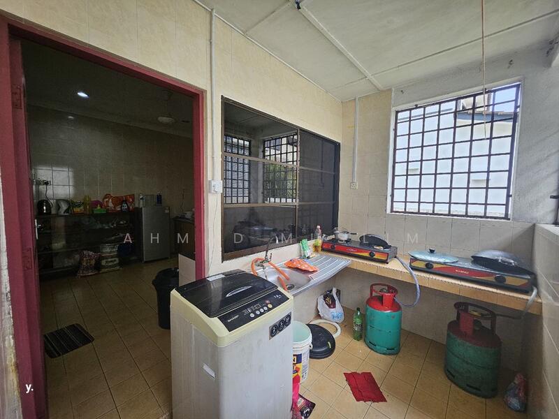 Semi-Detached House for Sale in Lumut (Perak) - Ahmad Muslim - PropertyGuru.com.my