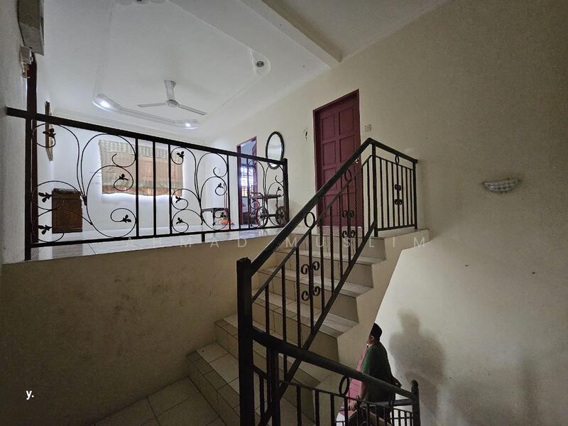 Semi-Detached House for Sale in Lumut (Perak) - Ahmad Muslim - PropertyGuru.com.my