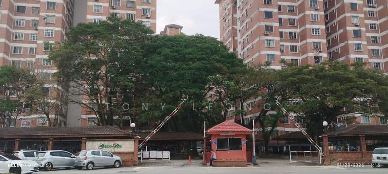 For Rent - Garden Park