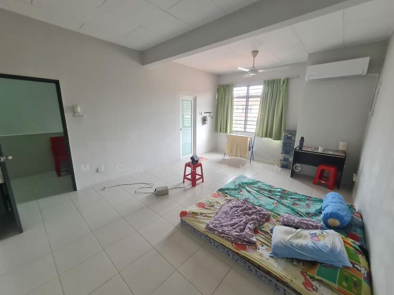 2-storey Terraced House for Sale in Batang Kali (Selangor) - Michael Siong - Bedroom - PropertyGuru.com.my