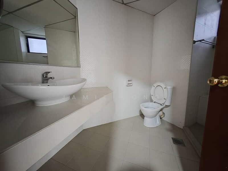 Condominium for Rent at Menara Pinang - Jamie Yong - Bathroom - PropertyGuru.com.my