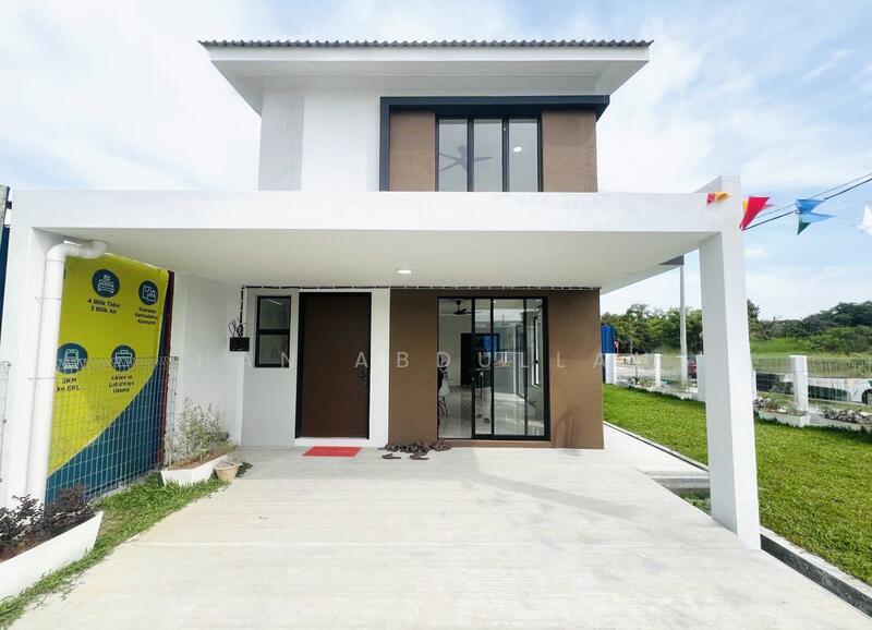 2-storey Terraced House for Sale in Sepang (Selangor) - Han Abdullah - Exterior - PropertyGuru.com.my