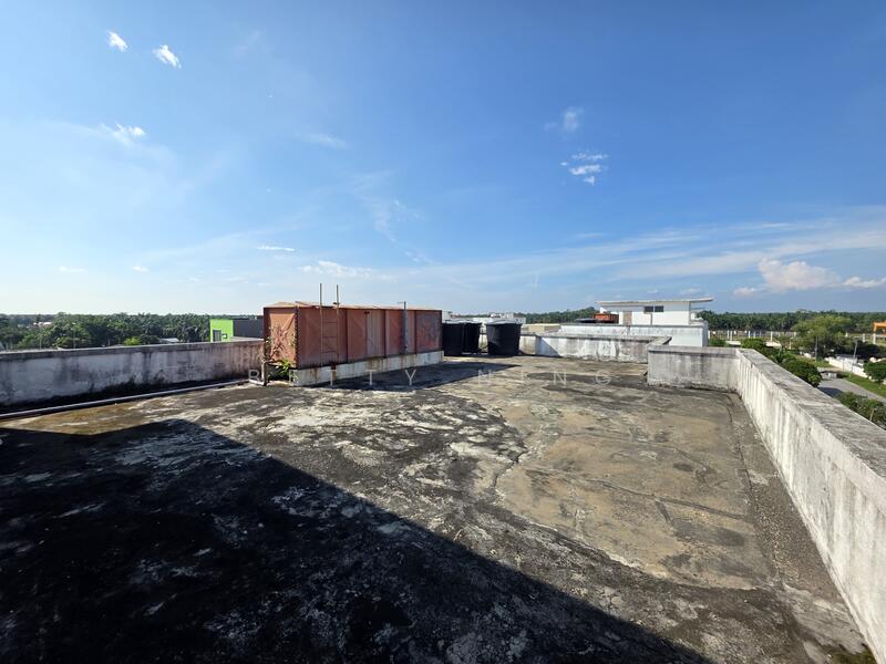 Taman Bukit Badong untuk Untuk Dijual - RM 3,200,000, Apr 2026 - Roof - PropertyGuru.com.my