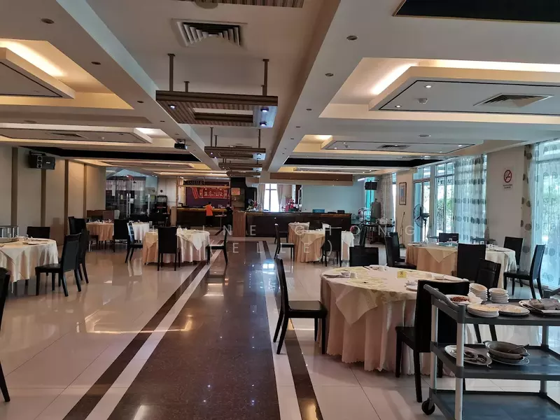Banglo Komersial untuk Dijual di Seremban 2 (Seremban) - Elaine Chong (Elle) - Dining Room - PropertyGuru.com.my
