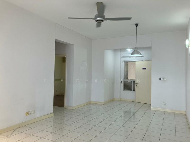 Seri Maya Condominium untuk Untuk Dijual - RM 480,000, Apr 2026 - Living Room - PropertyGuru.com.my