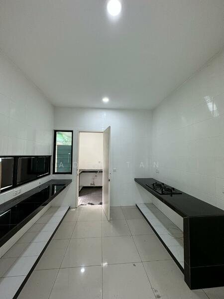 2-storey Terraced House for Rent in Semenyih (Selangor) - Aden Tan - Kitchen - PropertyGuru.com.my