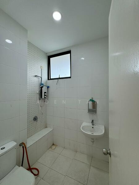 2-storey Terraced House for Rent in Semenyih (Selangor) - Aden Tan - Bathroom - PropertyGuru.com.my