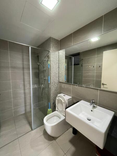 Service Residence for Rent at V Residence 2 @ Sunway Velocity - Frankie Ong - Bathroom - PropertyGuru.com.my