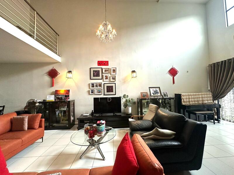 3-storey Terraced House for Sale in Lake Fields (Sungai Besi) - David Ting - Living Room - PropertyGuru.com.my