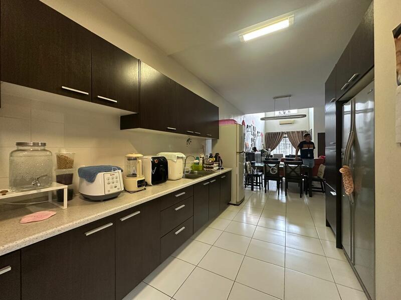 3-storey Terraced House for Sale in Lake Fields (Sungai Besi) - David Ting - Kitchen - PropertyGuru.com.my