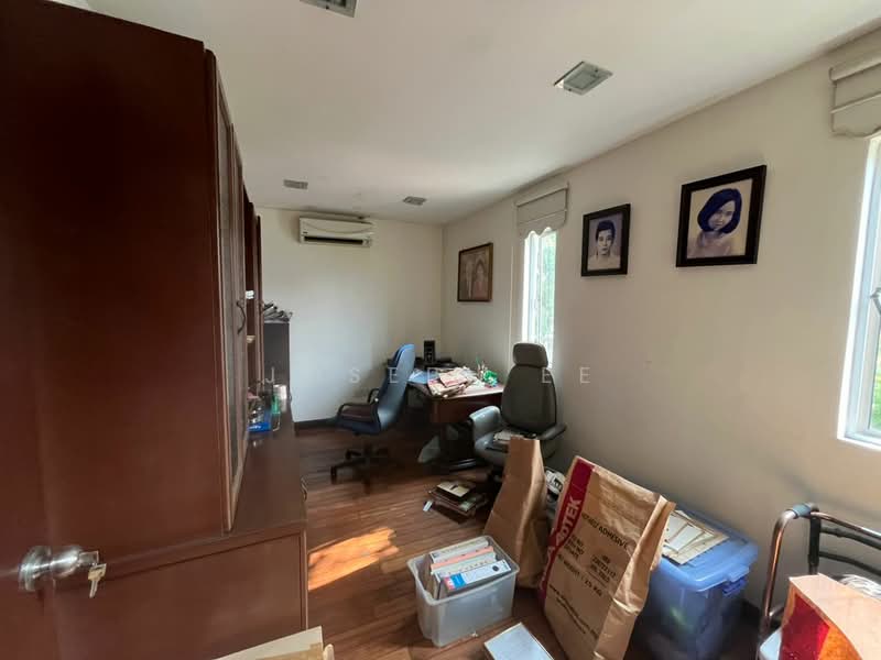 2.5-storey Terraced House for Sale in Valencia (Sungai Buloh) - Joseph Ee - Study - PropertyGuru.com.my