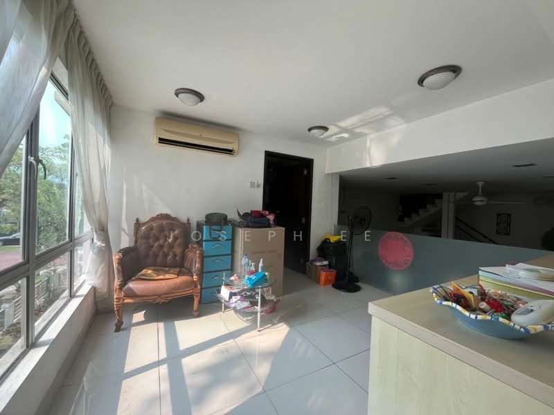 2.5-storey Terraced House for Sale in Valencia (Sungai Buloh) - Joseph Ee - Living Room - PropertyGuru.com.my