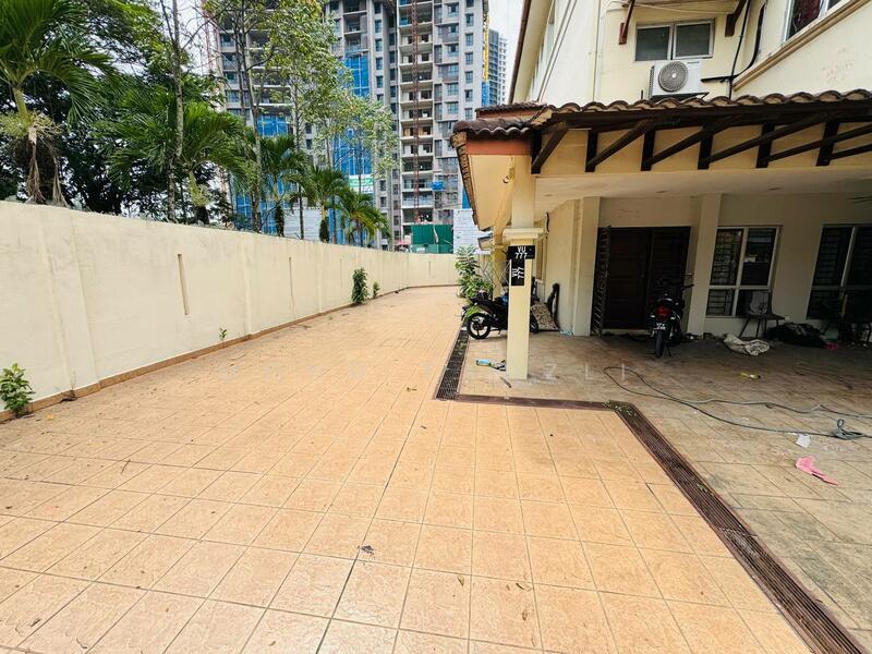 Taman Kinrara Mas untuk Untuk Dijual - RM 1,400,000, Feb 2026 - Exterior - PropertyGuru.com.my