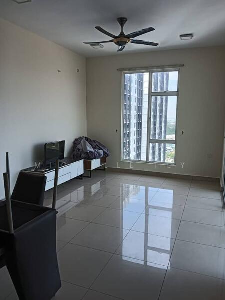 Condominium for Sale at M Condominium @ Larkin - Michelle Tey - Living Room - PropertyGuru.com.my