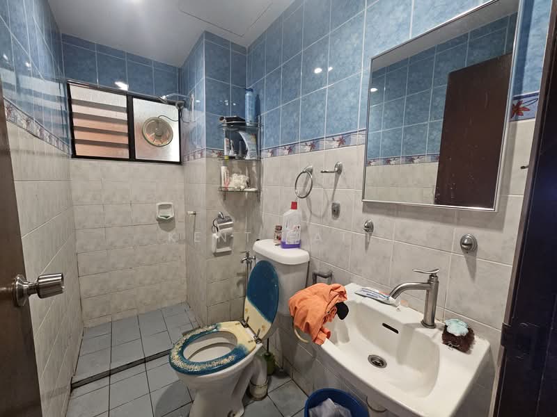 Pangsapuri Permata untuk Untuk Dijual - RM 370,000, Apr 2026 - Bathroom - PropertyGuru.com.my