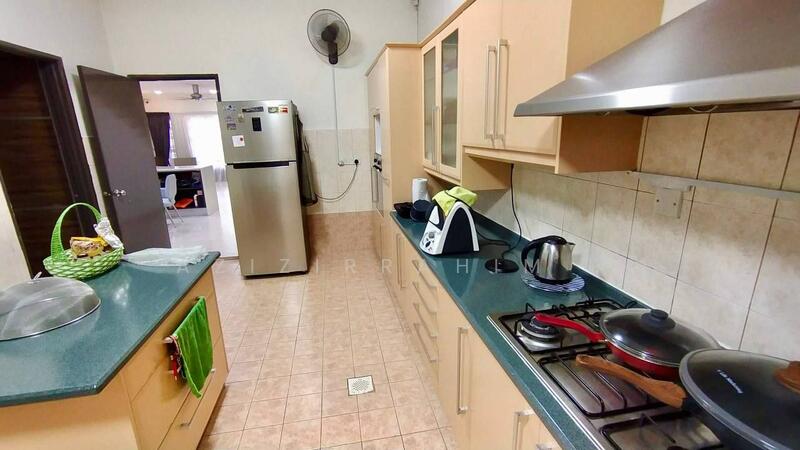 Rumah Teres 2-Tingkat untuk Dijual di Shah Alam (Selangor) - Azizirrahim . - Kitchen - PropertyGuru.com.my